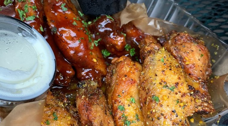 Chicken wings, half wet, half dry from STATS Restaurant in Charlotte, NC